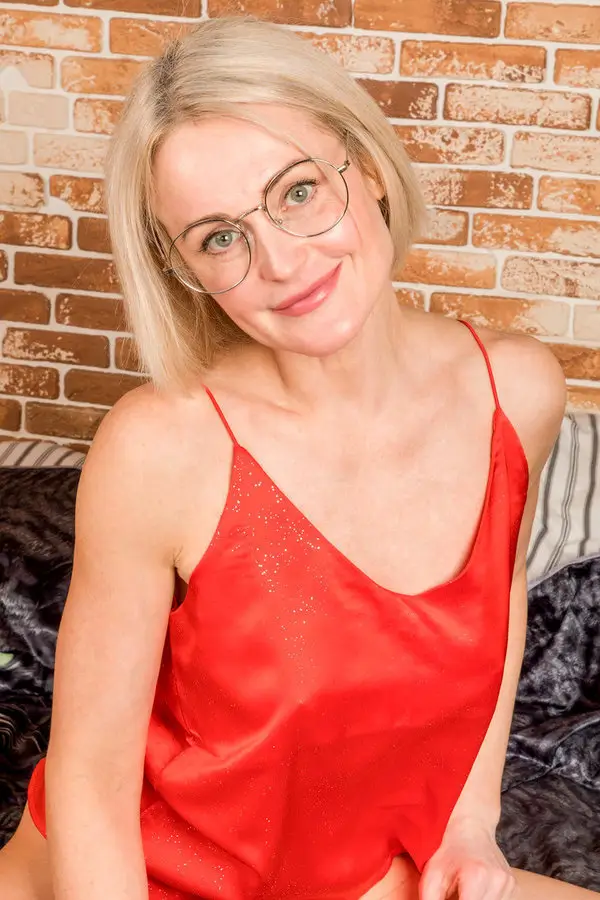 Franka (Textilreinigerin) will bumsen